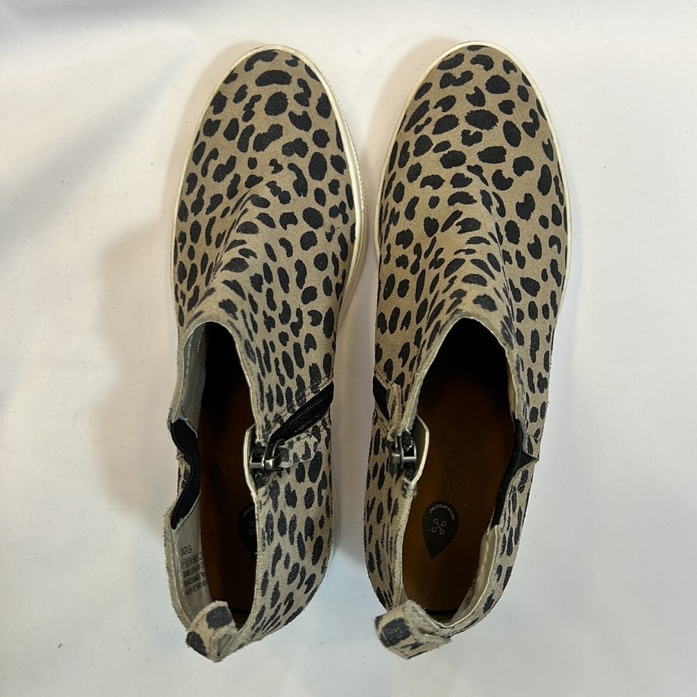 Caslon Aidy Water Resistant Leather Platform Sneaker-Size 6.5 NWOB - Picture 7 of 8